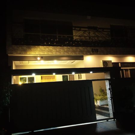 N N Guests Palace Islamabad Zewnętrze zdjęcie