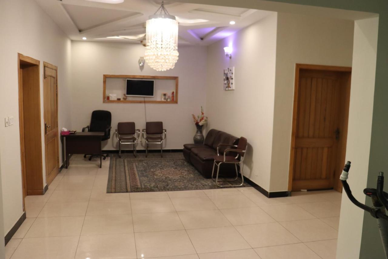 N N Guests Palace Islamabad Zewnętrze zdjęcie